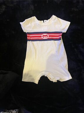 Gucci White Infant One-Piece with Red and Blue Stripe Logo